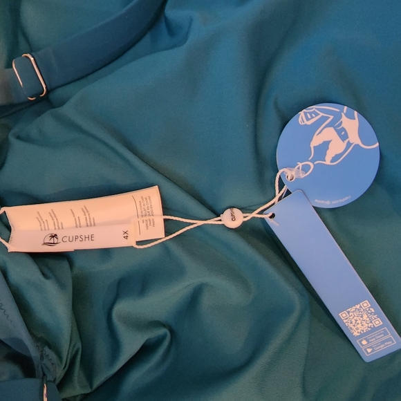NWT Cupshe Teal Blue One piece Swimsuit with Ruched Right SIde Size 4X - Picture 7 of 9